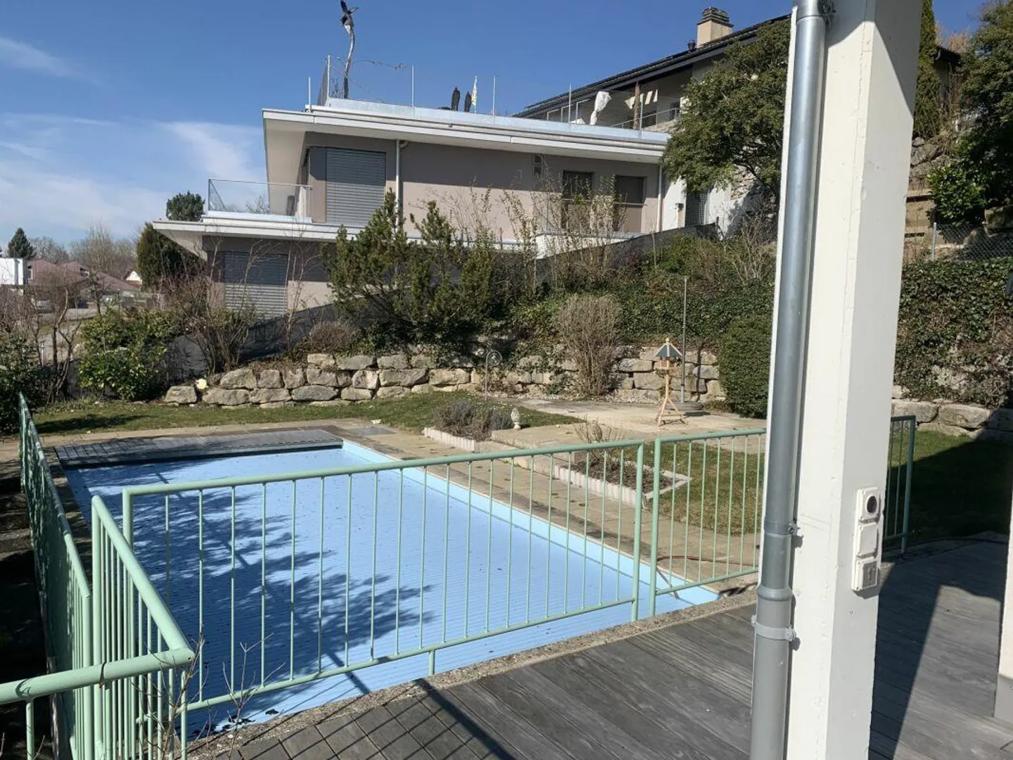 A Dream House with Swimming Pool - Photo 20 of 23