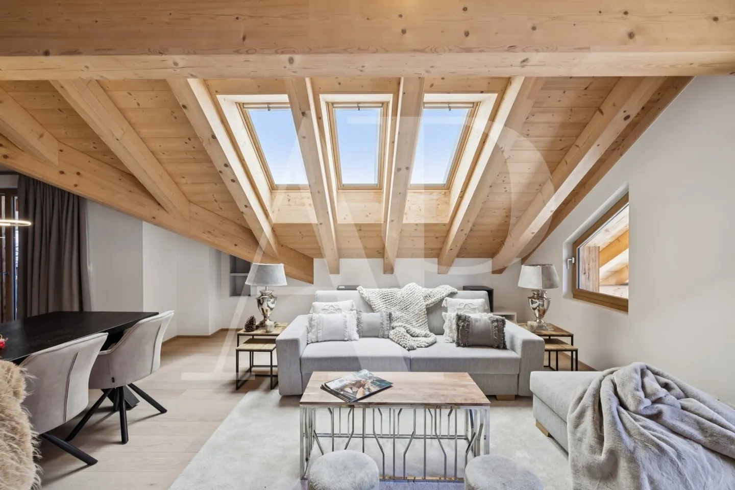 Appartement Élégant à Champéry - Photo 1 sur 13