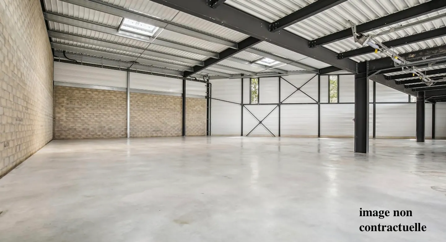 Köniz, in affitto, 170 m2 di uffici + 635 m2 di laboratorio e magazzino - Foto 2 di 4