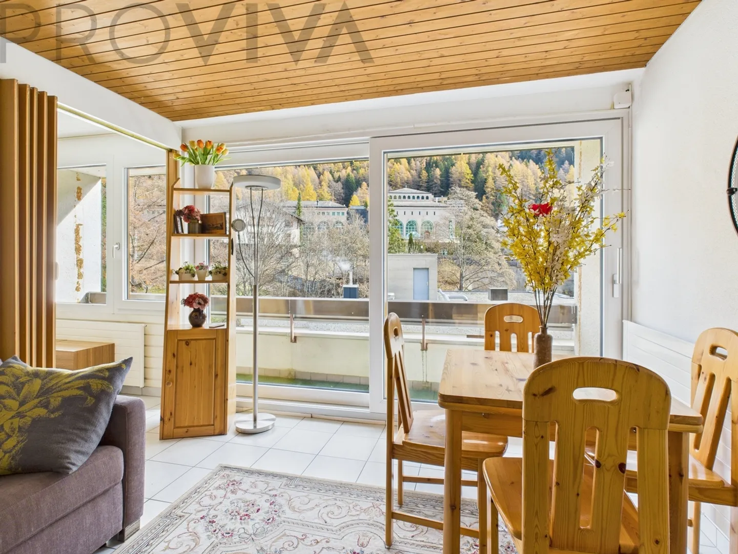 Appartamento 2.5 stanze completamente arredato con potenziale di investimento! - Foto 1 di 8