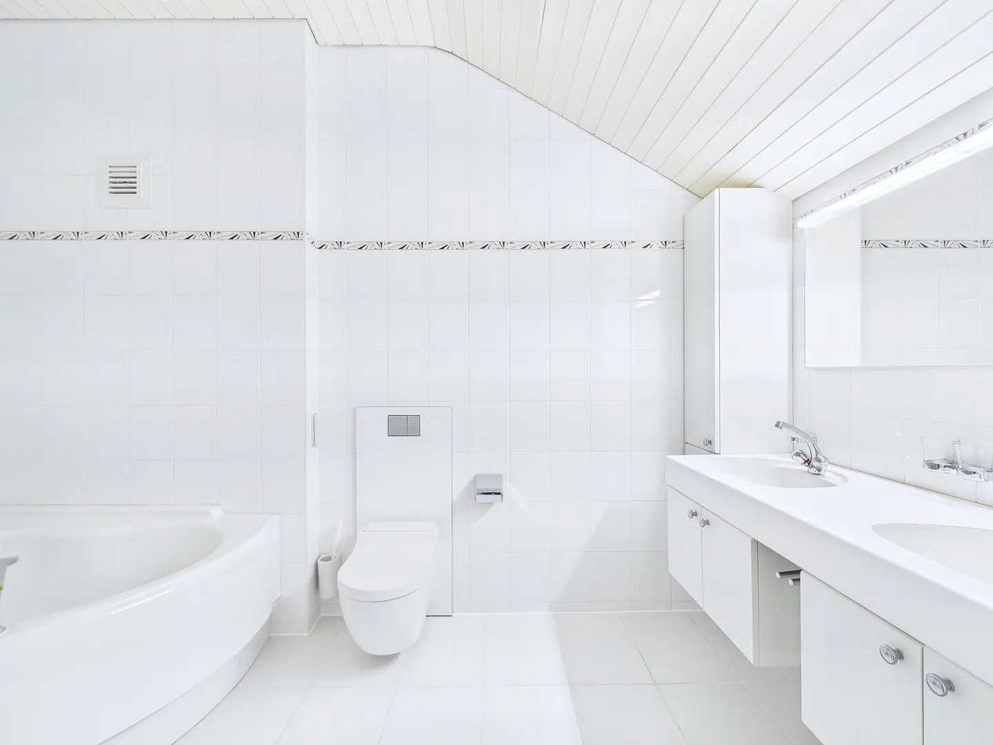 Ottimo appartamento mansardato con galleria aggiuntiva e torre di lavaggio privata - Foto 8 di 12