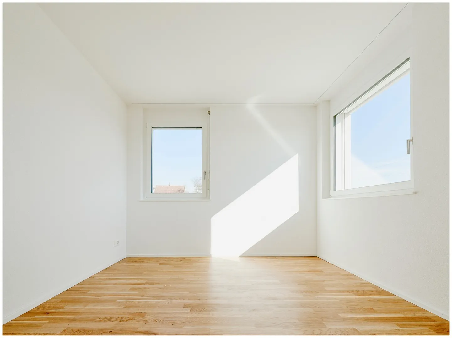 Modern Living in Grenchen! - Photo 4 of 5