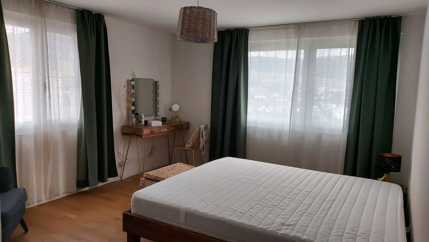 Modernes Doppelhaus in Gelterkinden - Foto 10 von 16