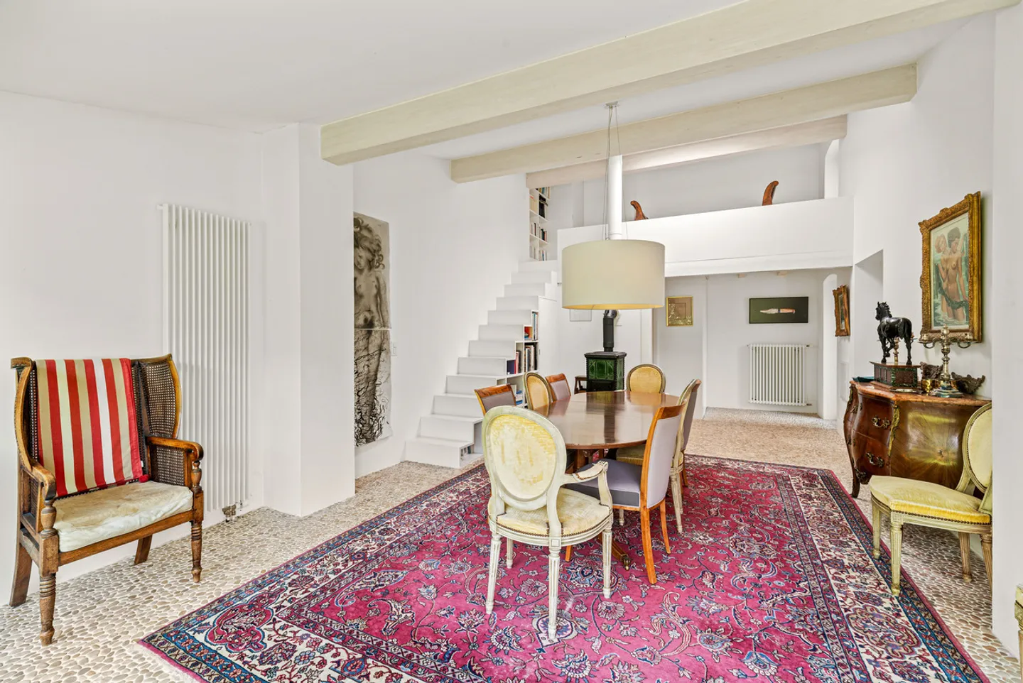 Magnifica fattoria ristrutturata con piscina nel centro di Genolier - Foto 5 di 16