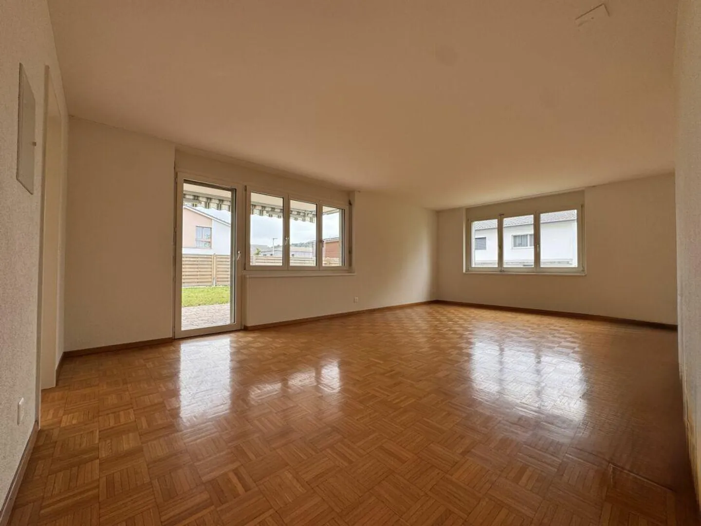 Appartement 3.5 pièces confortable dans un endroit calme - Photo 2 sur 12