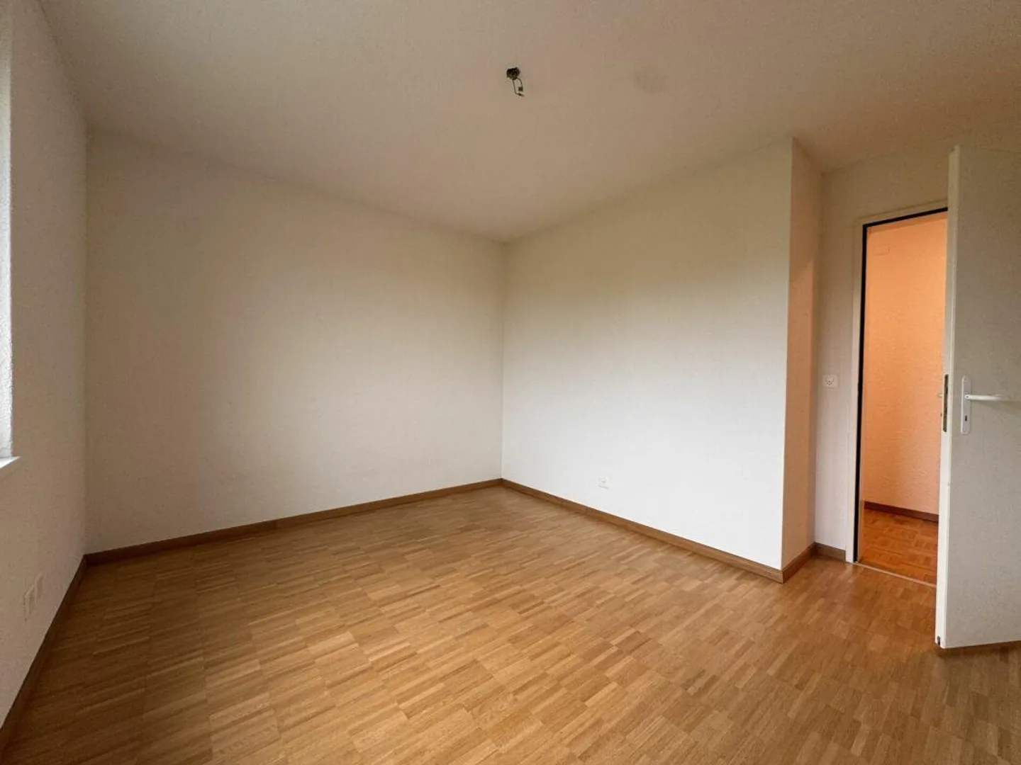 Appartement 3.5 pièces confortable dans un endroit calme - Photo 6 sur 12