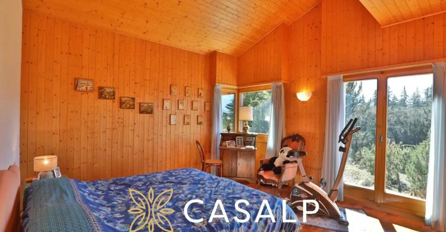 Wunderschönes Chalet mit angelegtem Garten in Crans - Foto 10 von 13