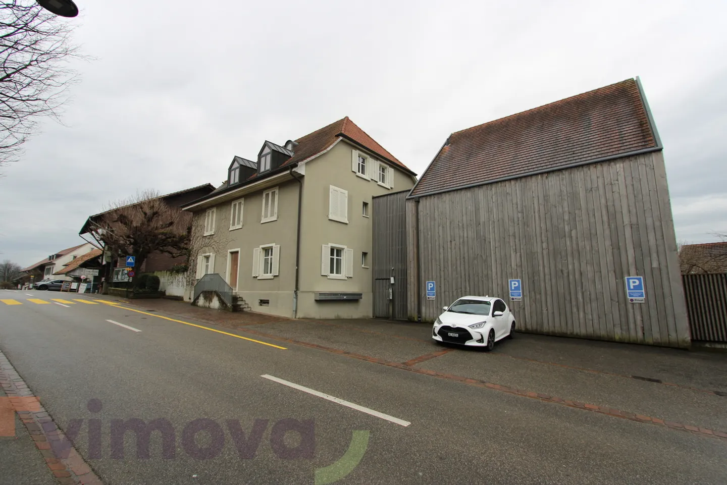 2 case multifamiliari completamente affittate con 6 appartamenti, stanze hobby, AEP - Foto 1 di 11