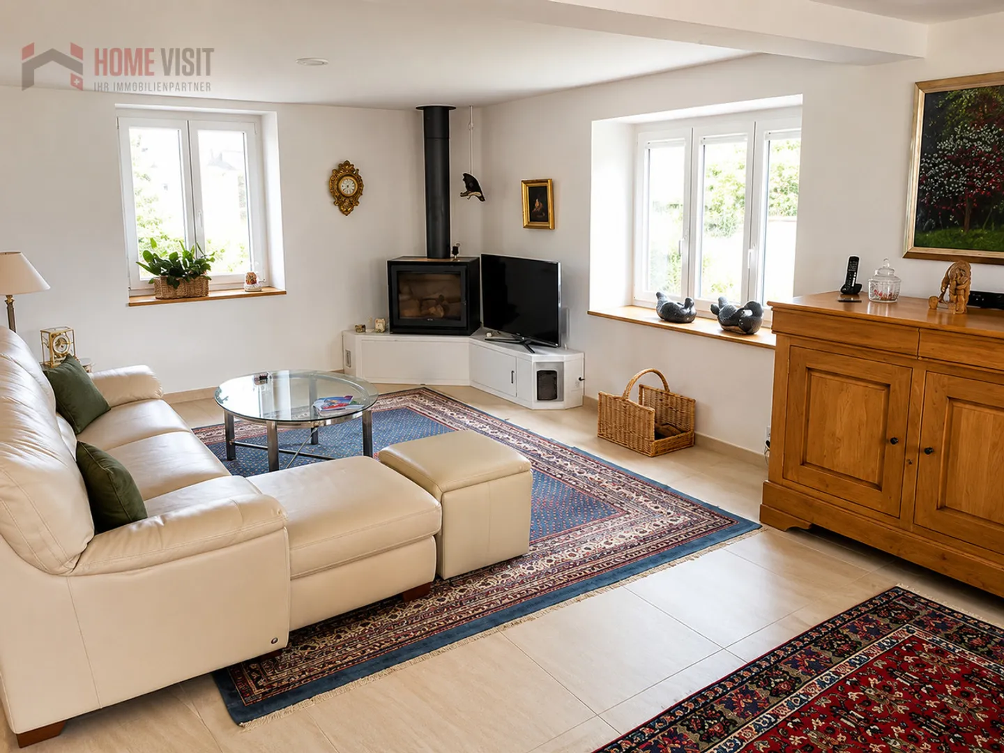 Dream property for horse lovers with private riding arena - Photo 13 of 13