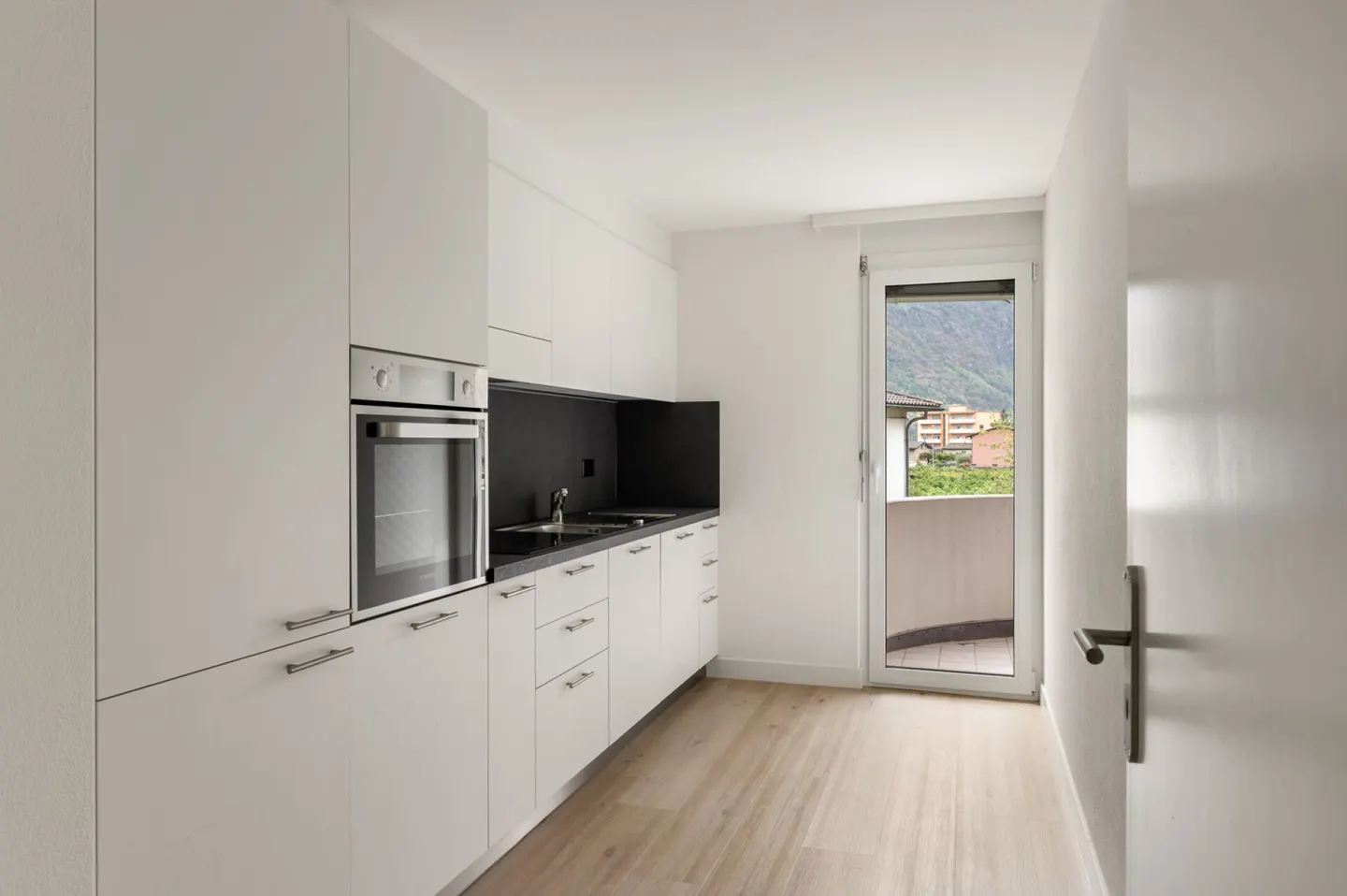 8700, Biasca, Via San Gottardo 40, apartment 4005 - Photo 1 of 11