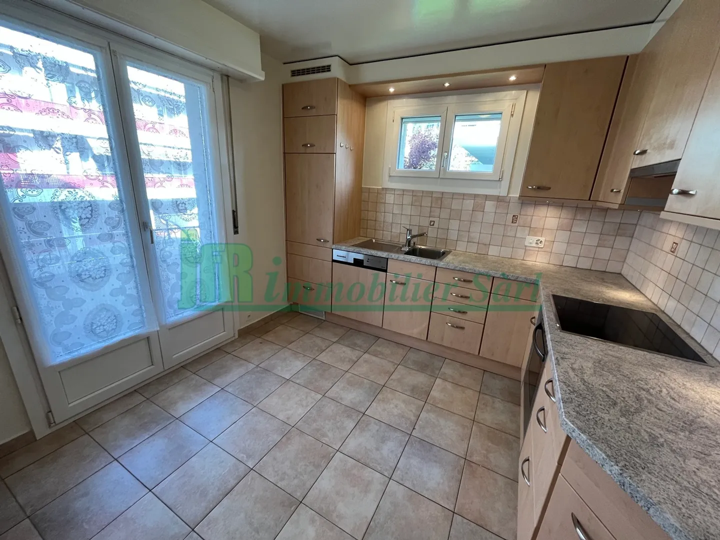 Wohnung mit 4,5 Zimmern im Herzen von Ecublens - Photo 13 of 13