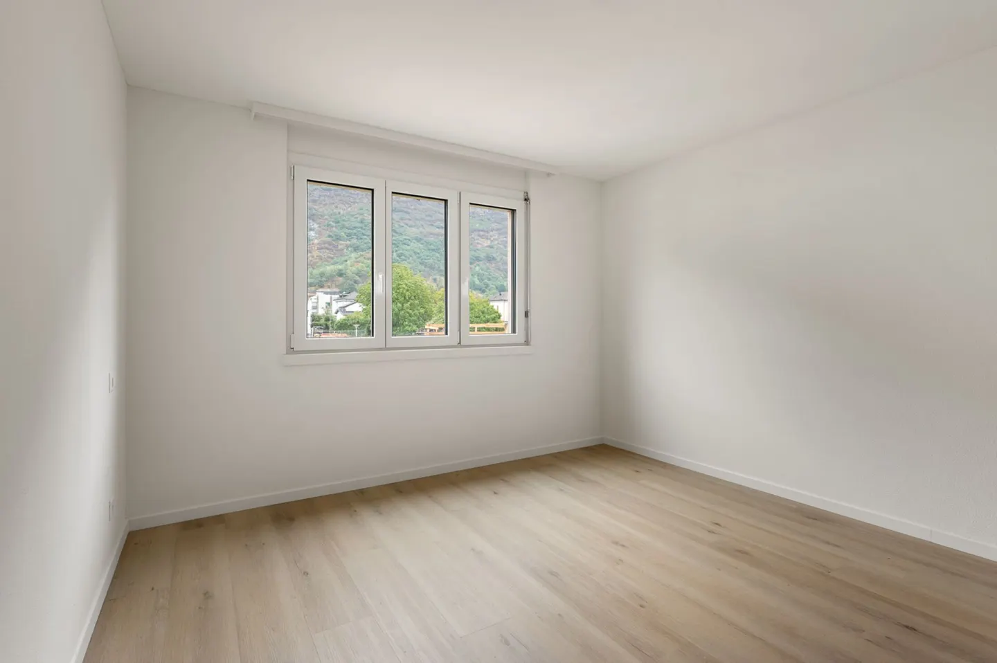 8700, Biasca, Via San Gottardo 40, apartment 4005 - Photo 4 of 11