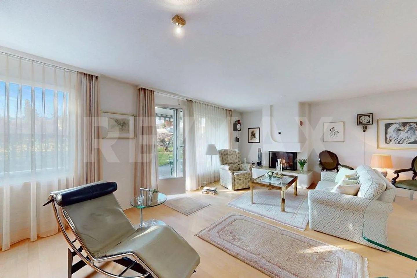 Appartamento giardino 4.5 stanze, 107 m², camino, area di sosta coperta, cantina 20 m², 1 box auto, vicino ai mezzi pubblici - Foto 6 di 13