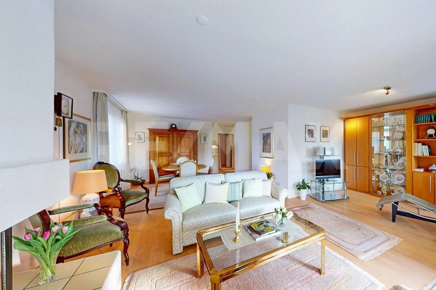 Appartamento giardino 4.5 stanze, 107 m², camino, area di sosta coperta, cantina 20 m², 1 box auto, vicino ai mezzi pubblici - Foto 7 di 13