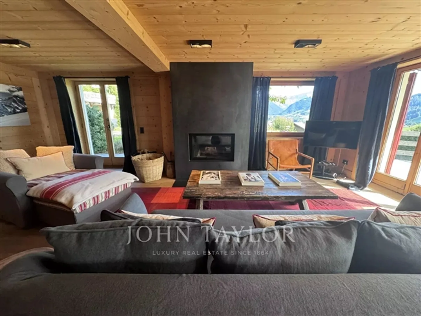 3 Room apartment - Photo 2 of 9