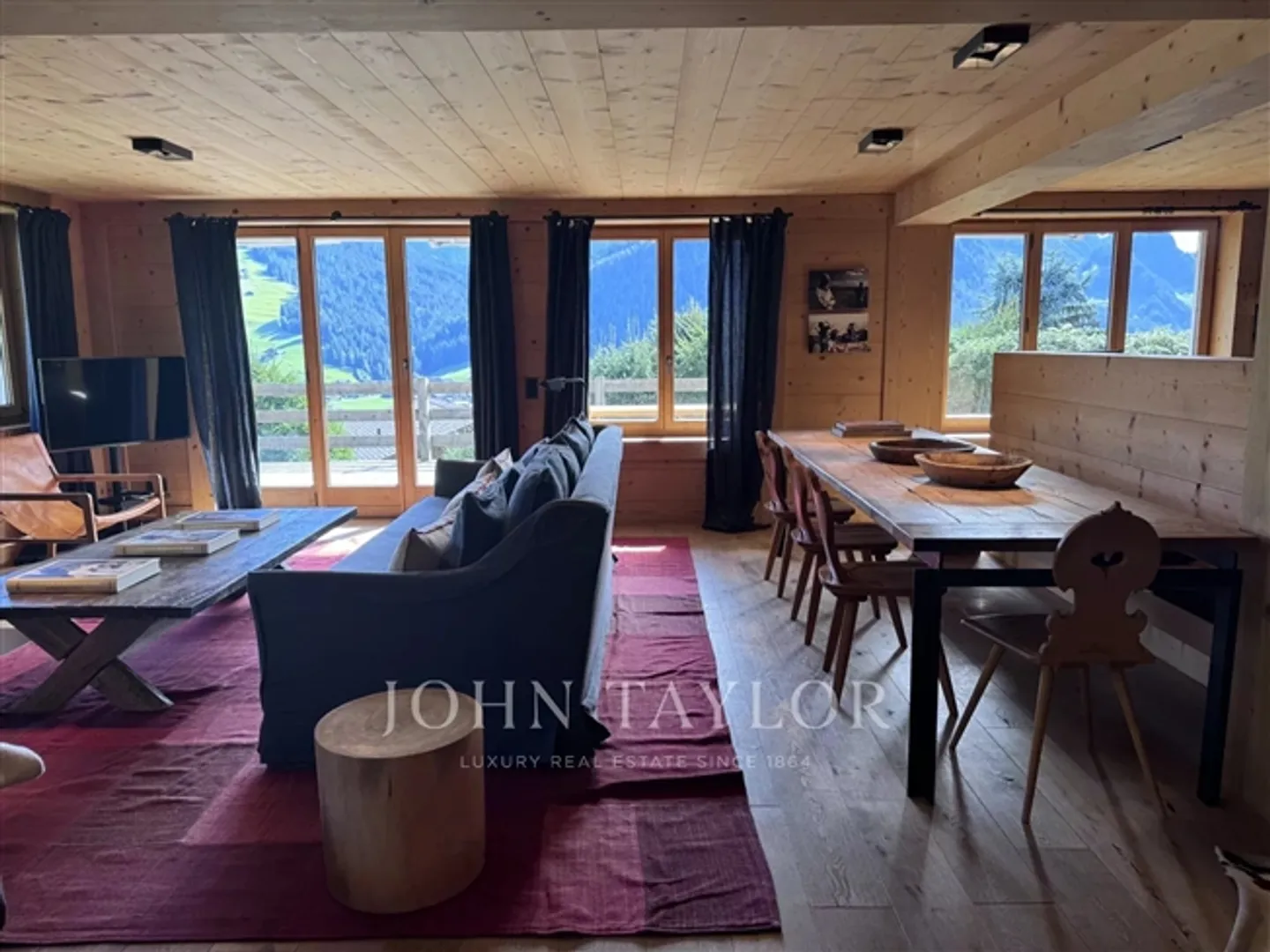 3 Room apartment - Photo 3 of 9