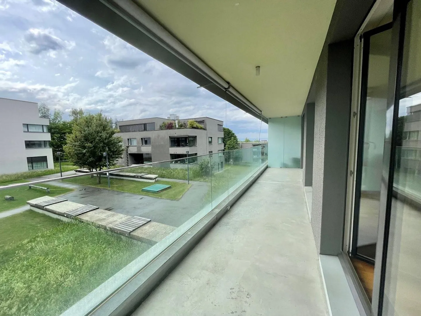 Città e terra in una mano - Foto 7 di 7