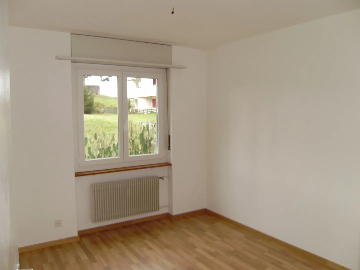 4-room apartment with excellent public transport connection in Moosseedorf for rent! - Photo 6 of 9