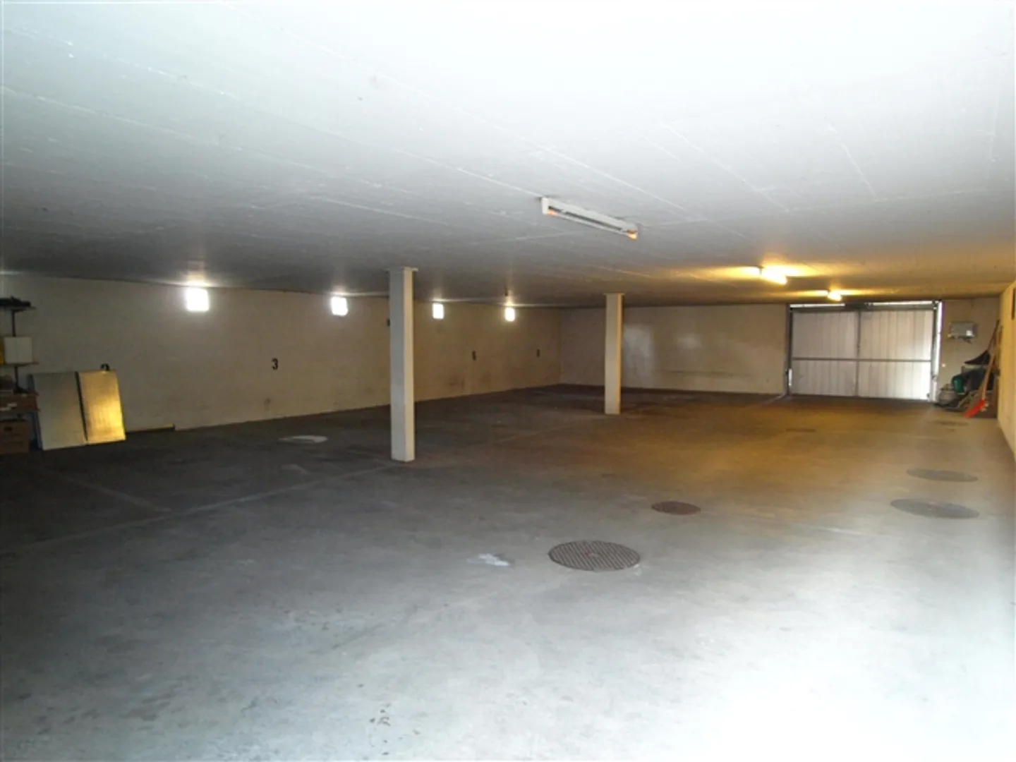 Detached House with Lake View - Shared Outdoor Pool - Photo 14 of 15