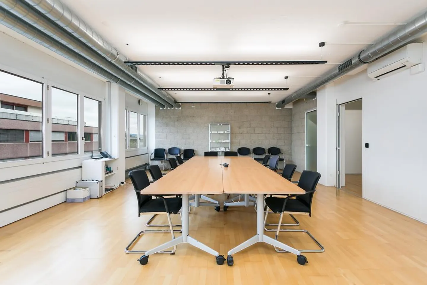 Ufficio, Area Vendita o Commerciale? Spazio Versatile - Foto 4 di 8