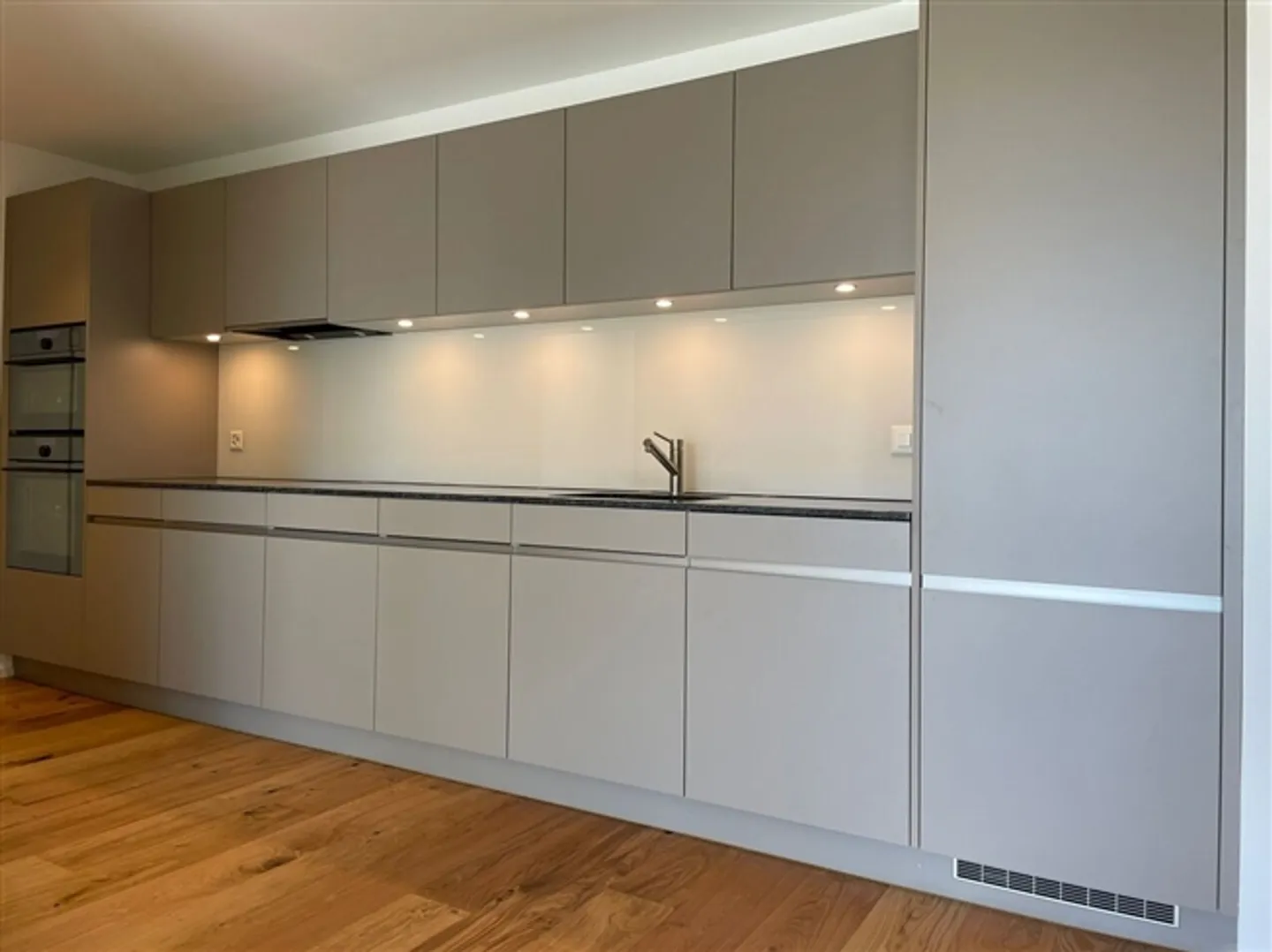 «3.5 Zimmer-Wohnung, OG, 76 m2 Netto-Wohnfläche, 15 m2 Balkon.» - Foto 5 von 13