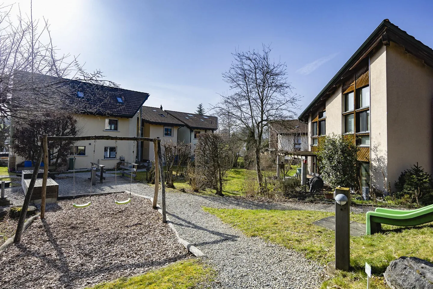 Maison de coin de 5,5 pièces - Photo 2 sur 9