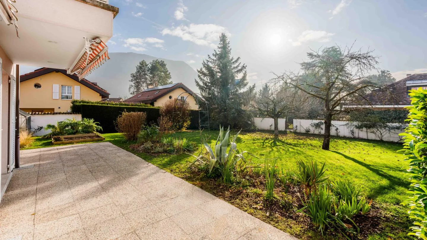 Casa a schiera 8 stanze - Foto 2 di 13