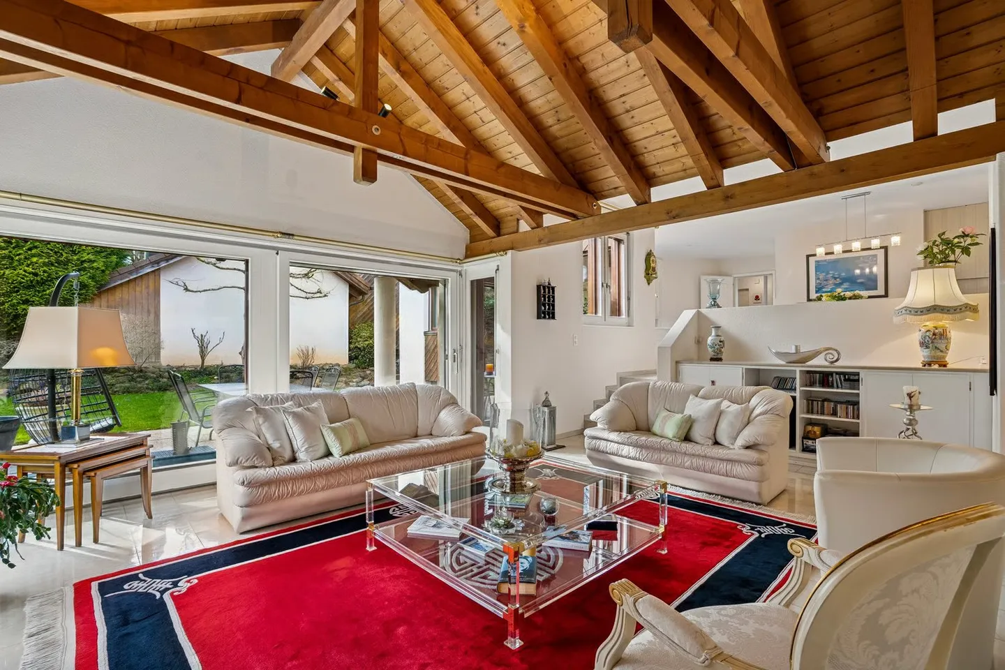 Ampia casa con 7 stanze con potenziale a Rüschlikon ZH - Foto 9 di 50