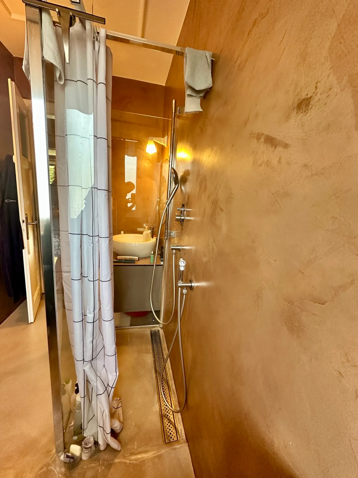 Charming 2.5 rooms close to the center of Crans - Photo 8 of 9