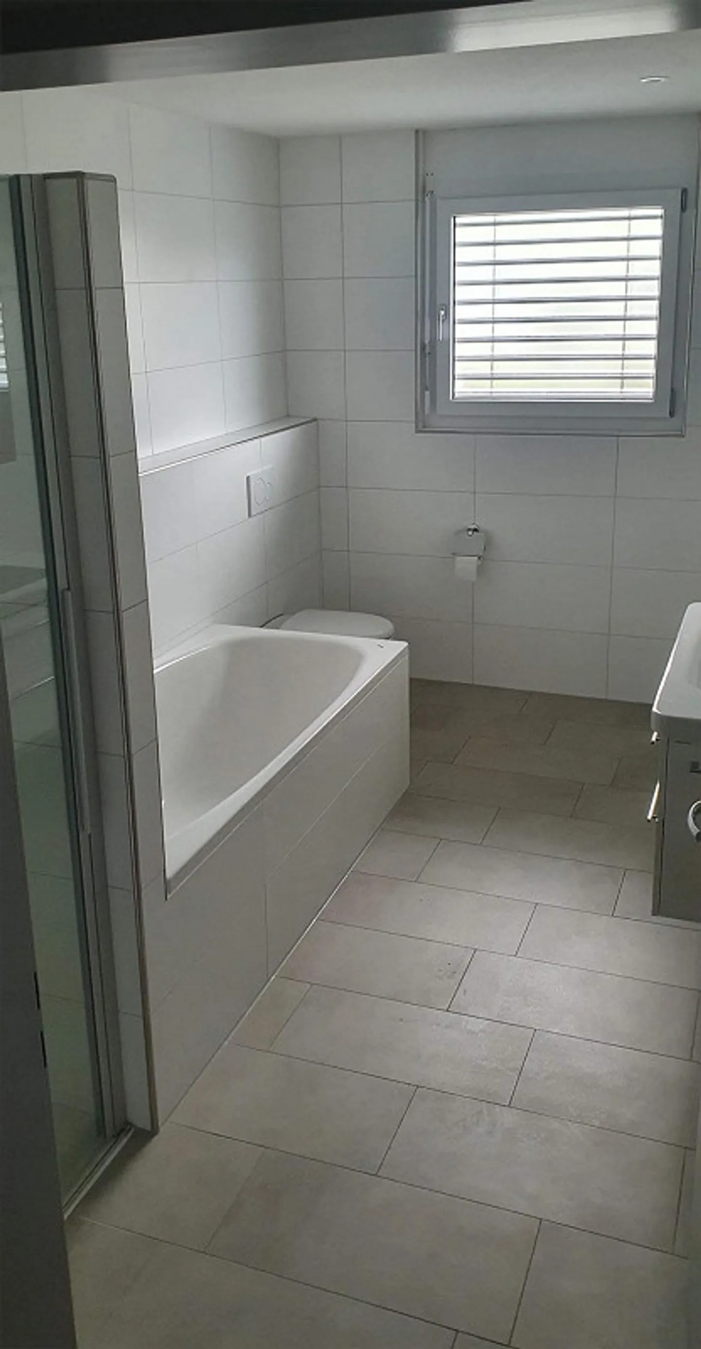 Appartamento moderno 3.5 stanze con WG ospiti separata - Foto 7 di 9