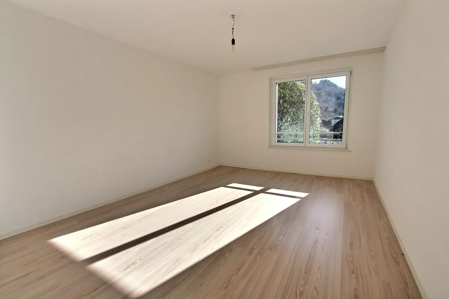 Spazioso appartamento di 4,5 locali - Foto 11 di 13