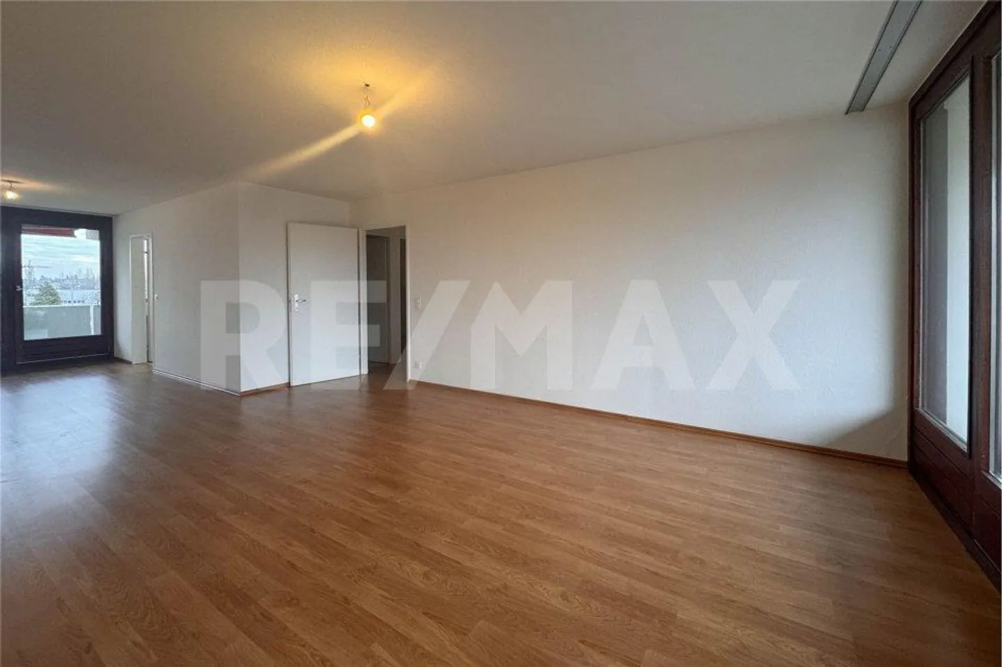 Appartamento 3.5 stanze in posizione urbana - Foto 3 di 10