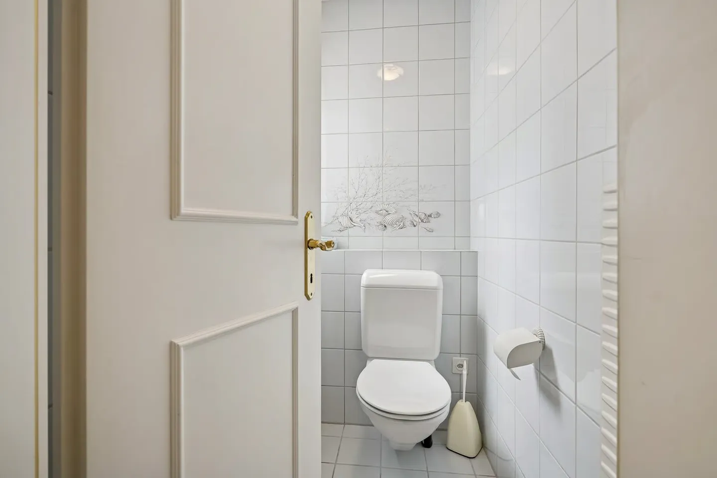 Ampia casa con 7 stanze con potenziale a Rüschlikon ZH - Foto 24 di 50