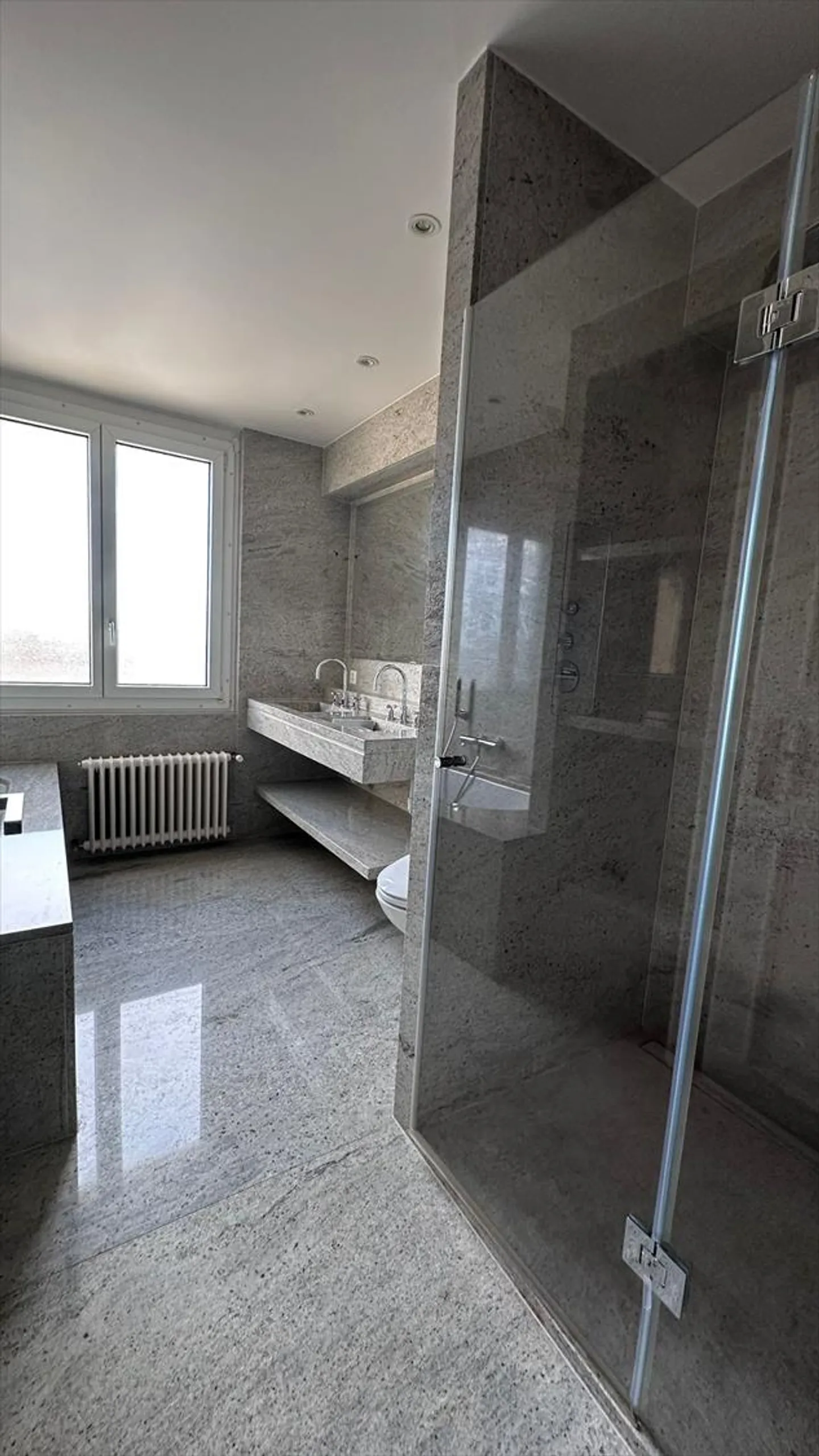 6.5 Room Apartment - Photo 17 of 23