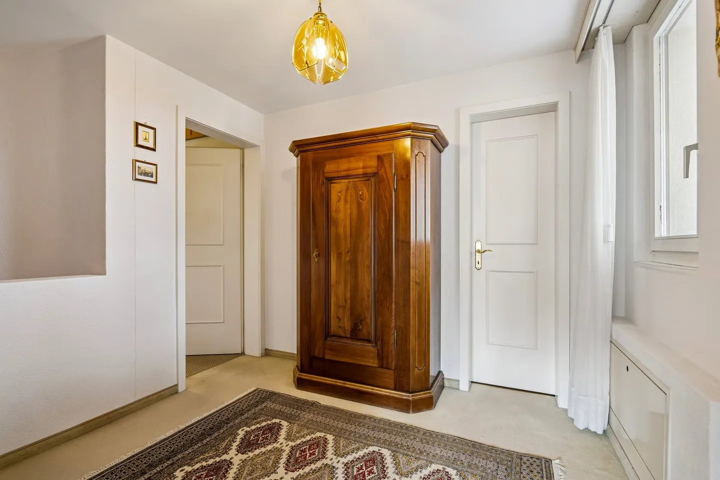 Ampia casa con 7 stanze con potenziale a Rüschlikon ZH - Foto 34 di 50