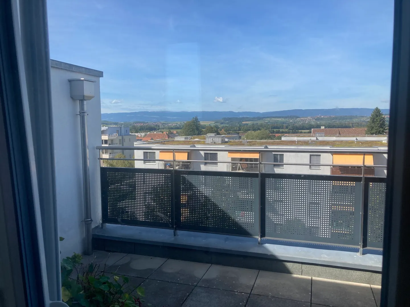 1½ ROOM APARTMENT IN AVENCHES (VD), FURNISHED, FIXED TERM - Photo 10 of 10