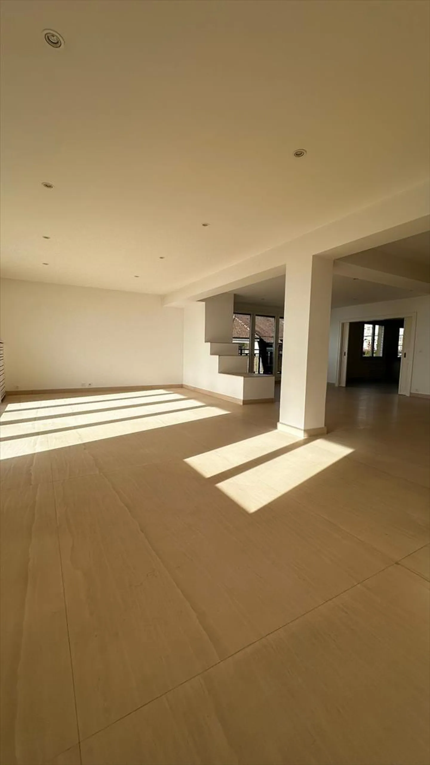 6.5 Room Apartment - Photo 22 of 23