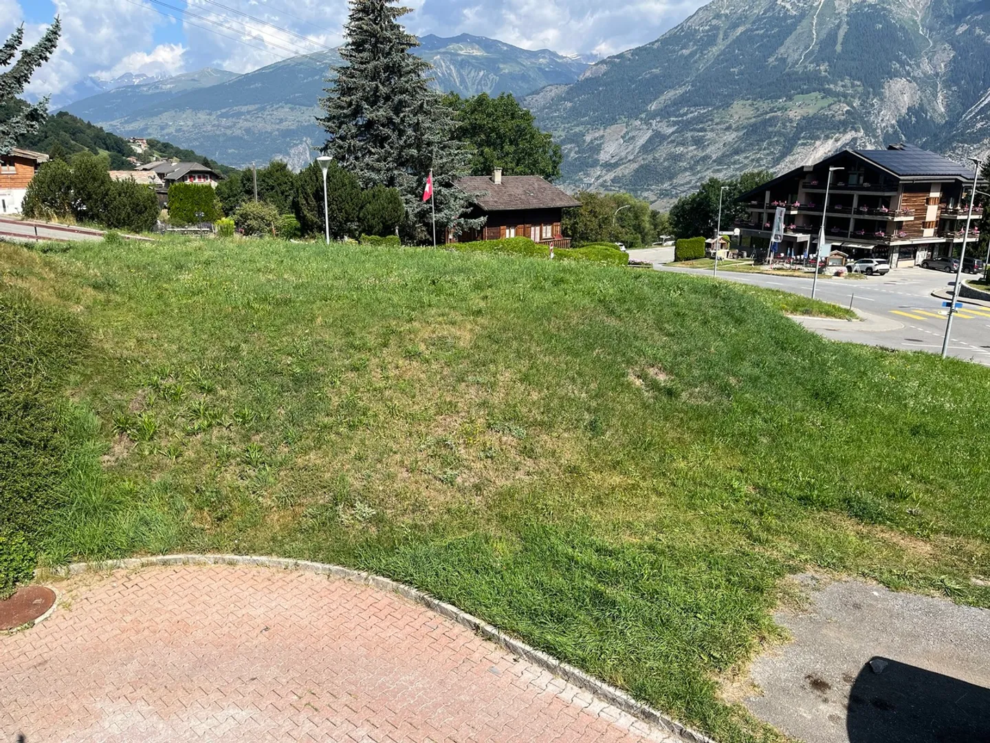 Immobile in affitto - Foto 2 di 3
