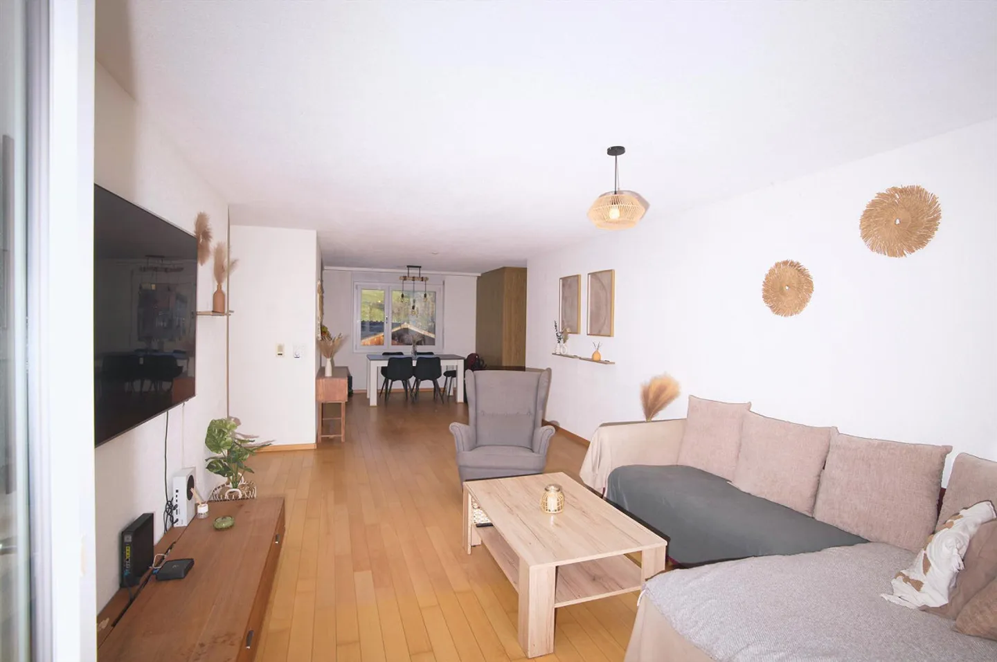 Moderne 4½ Wohnung in Schachen zu vermieten - Foto 3 von 10