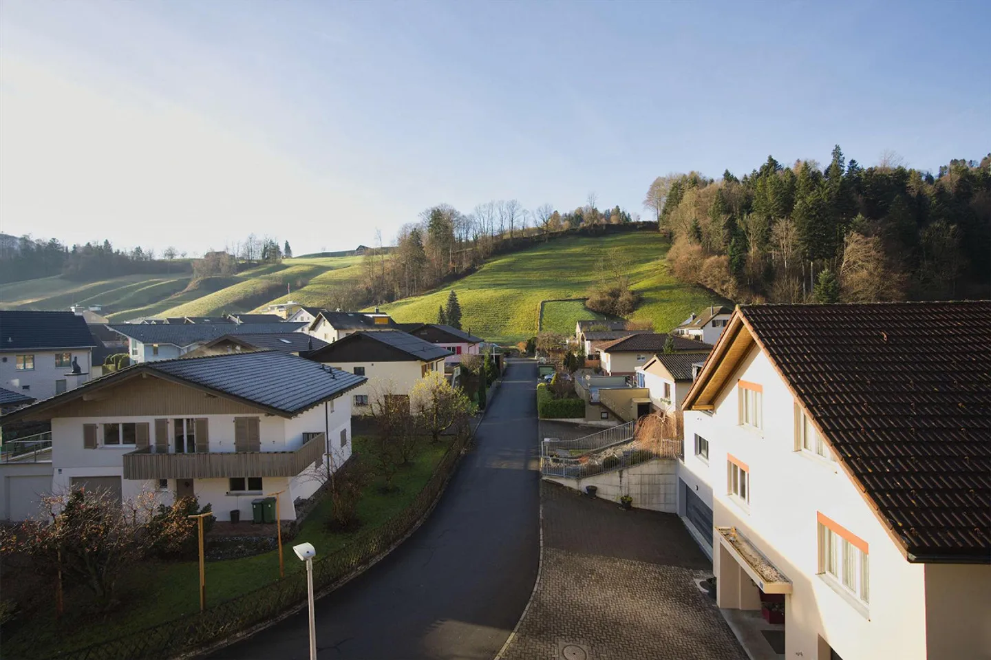 Moderne 4½ Wohnung in Schachen zu vermieten - Foto 2 von 10