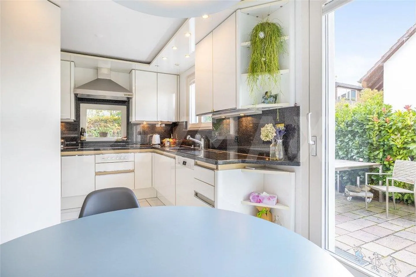 L'architettura incontra l'atmosfera - una casa per arrivare e godere - Foto 9 di 13