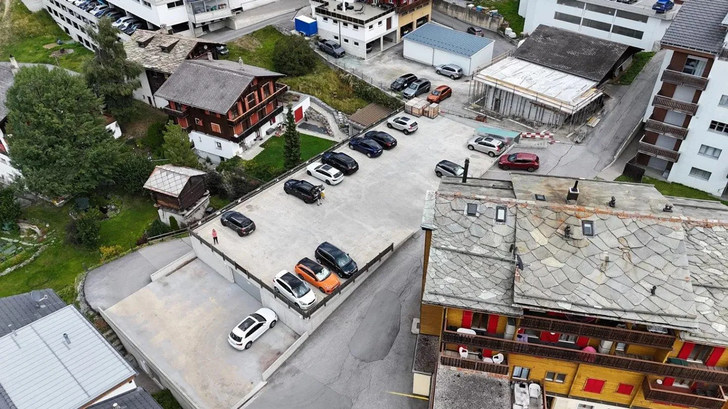Premium Parking in the Village Center of Grächen - Photo 7 of 8