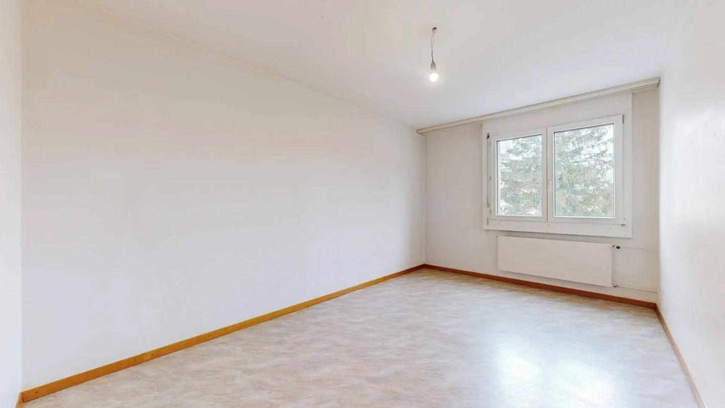 Apartment for rent - Photo 8 of 11