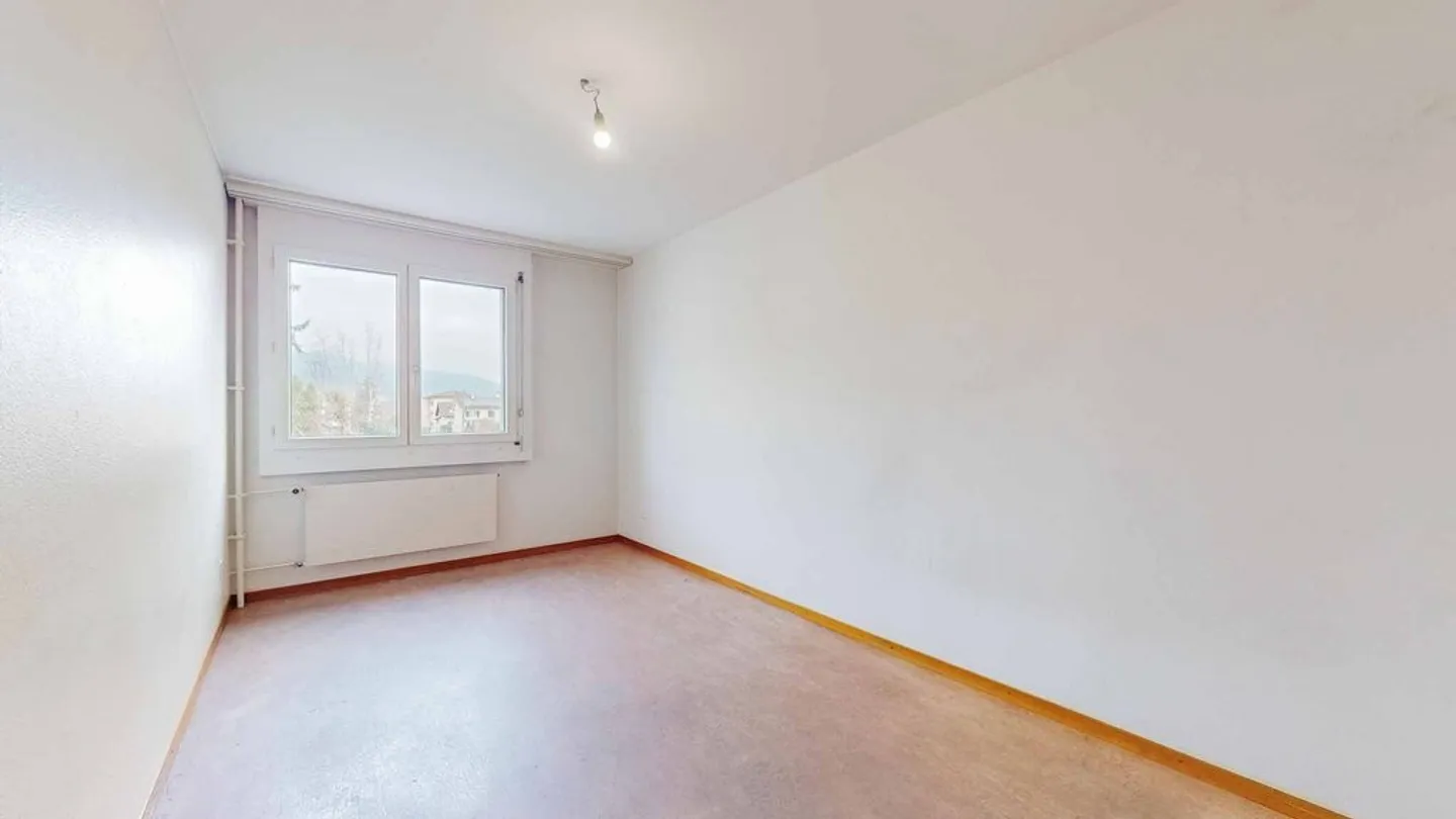 Apartment for rent - Photo 9 of 11
