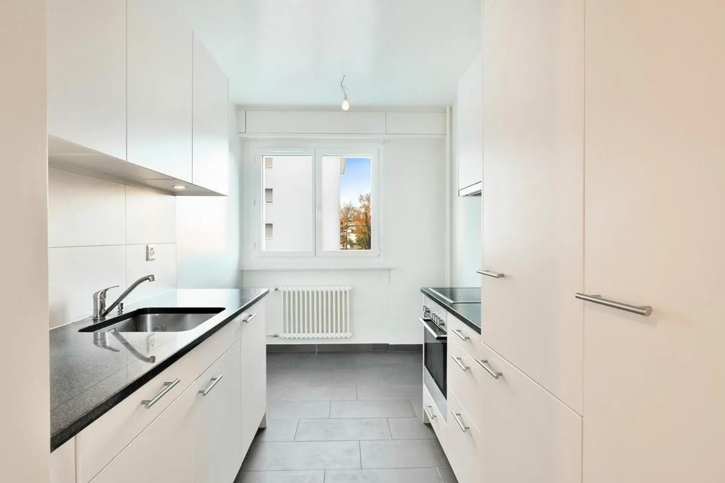 Geräumige 7-Zimmer-Wohnung - Foto 3 von 9