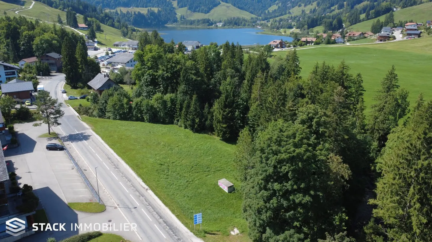 Opportunité de développement à Schwarzsee (Lac Noir) – parcelle en zone centre - Photo 5 of 7