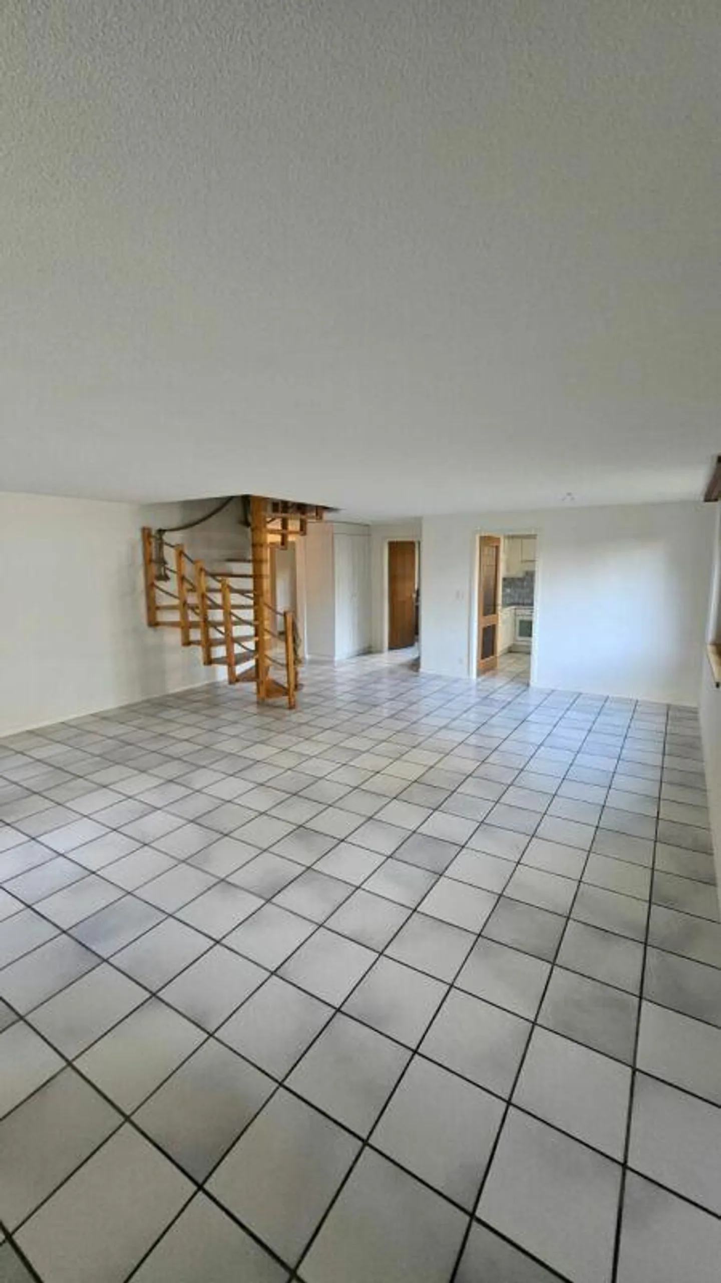 Appartamento maisonette spazioso e attraente di 5,5 stanze - Foto 9 di 12