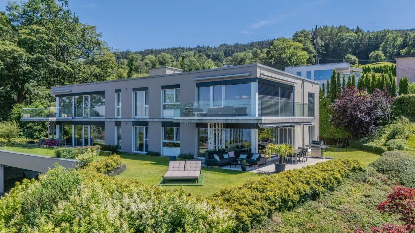 Appartement de jardin 4.5 pièces avec vue panoramique - Photo 3 sur 14