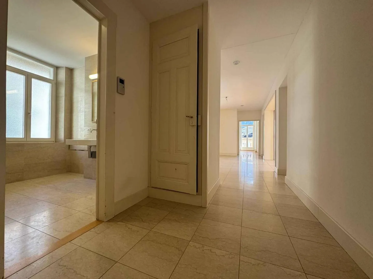 4,5-Zimmer-Wohnung - Foto 4 von 13