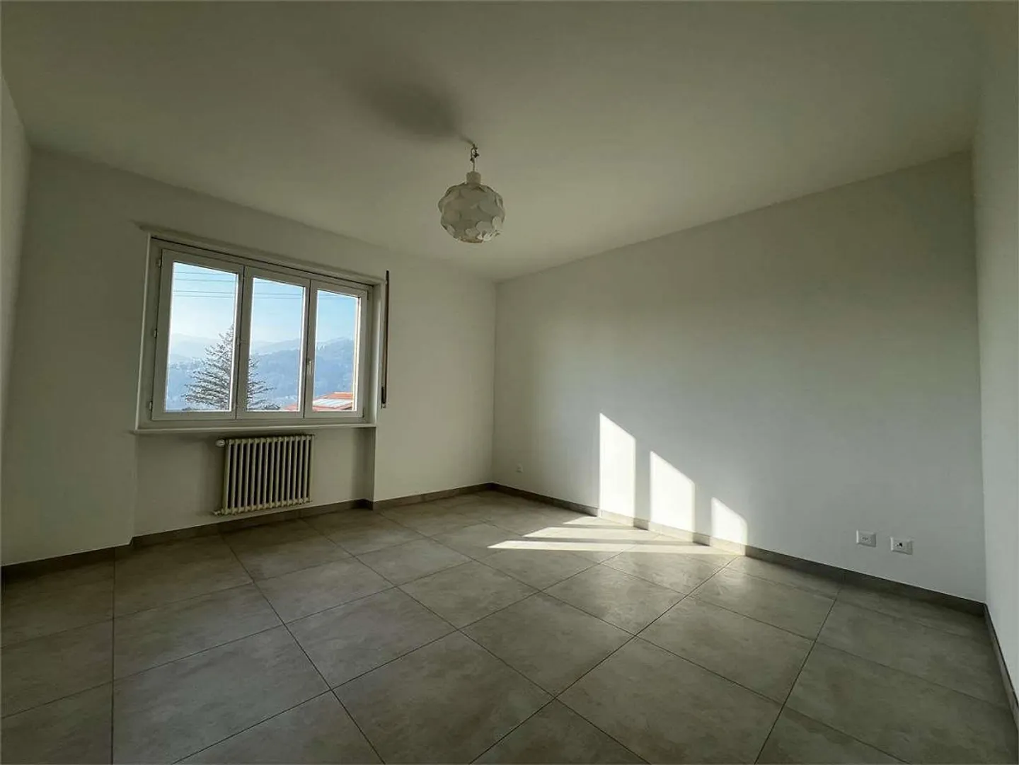Ref. 2672 Davesco Soragno for rent 3.5 rooms - Photo 6 of 7